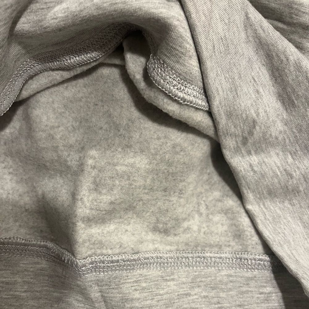 Offline Oversized Crop Sweatshirt Size Medium Gray Super SOFT - Picture 4 of 4